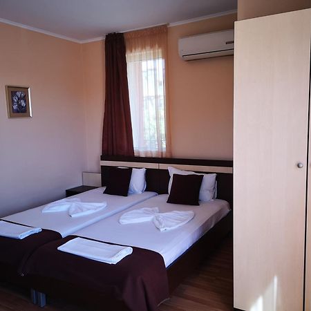 Respekt Guest House Sunny Beach Kamer foto