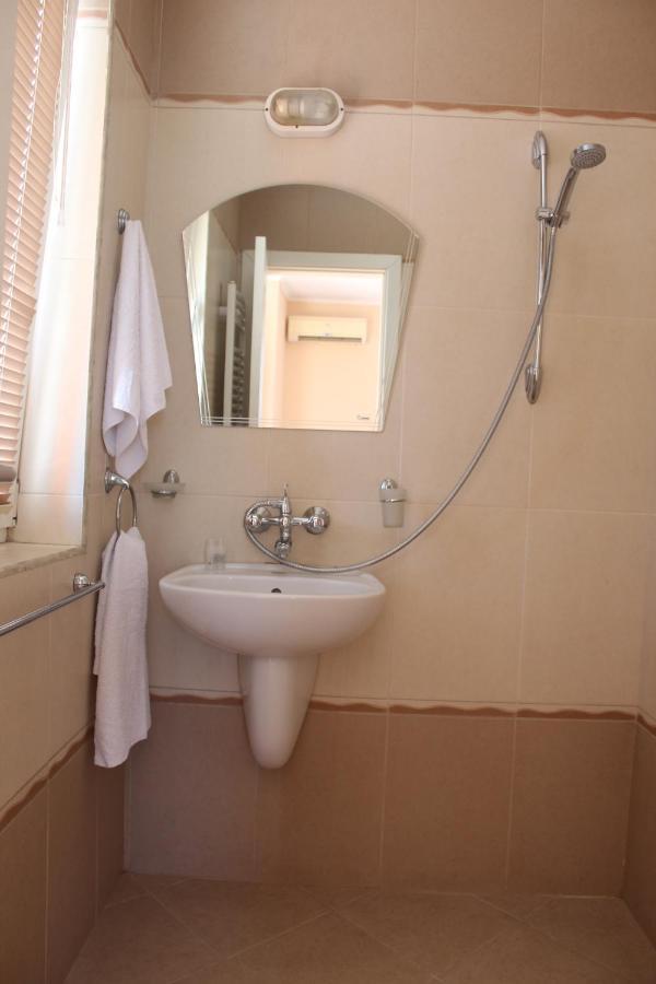 Respekt Guest House Sunny Beach Buitenkant foto