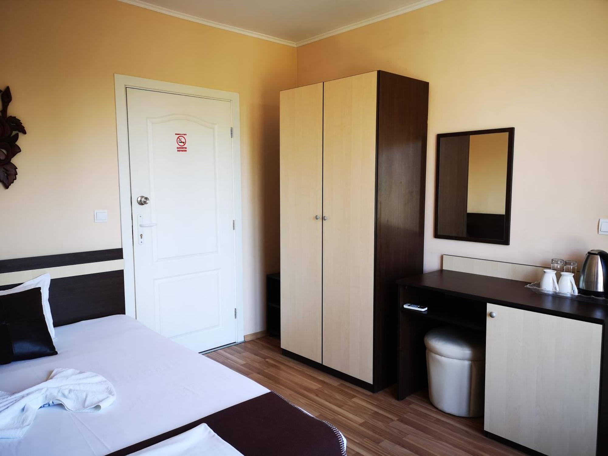 Respekt Guest House Sunny Beach Kamer foto